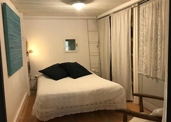 Bergerie éco-gîte Serre Rouge Сasa de vacaciones Durban-Corbieres
